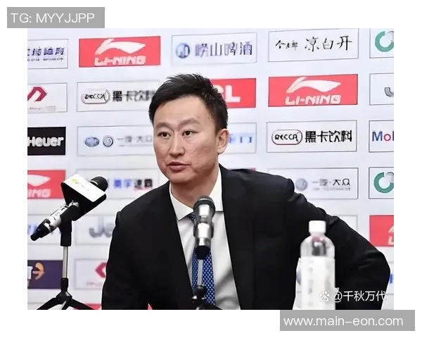 刘维伟妻子揭露辛莎莎身份称其为罪犯并谈及母亲的恳求